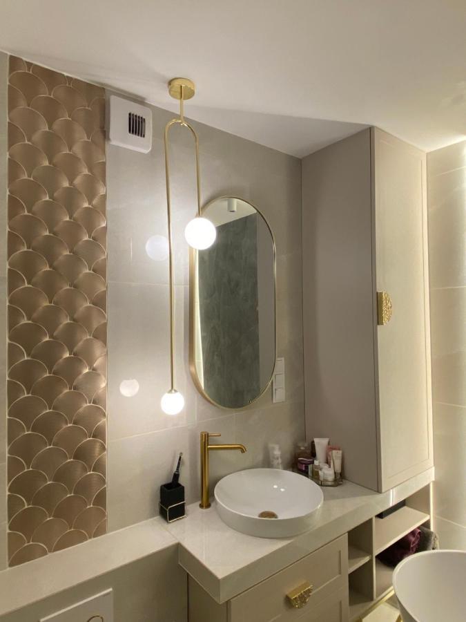 Lux Stays By Torres At K39 Cracovia Esterno foto