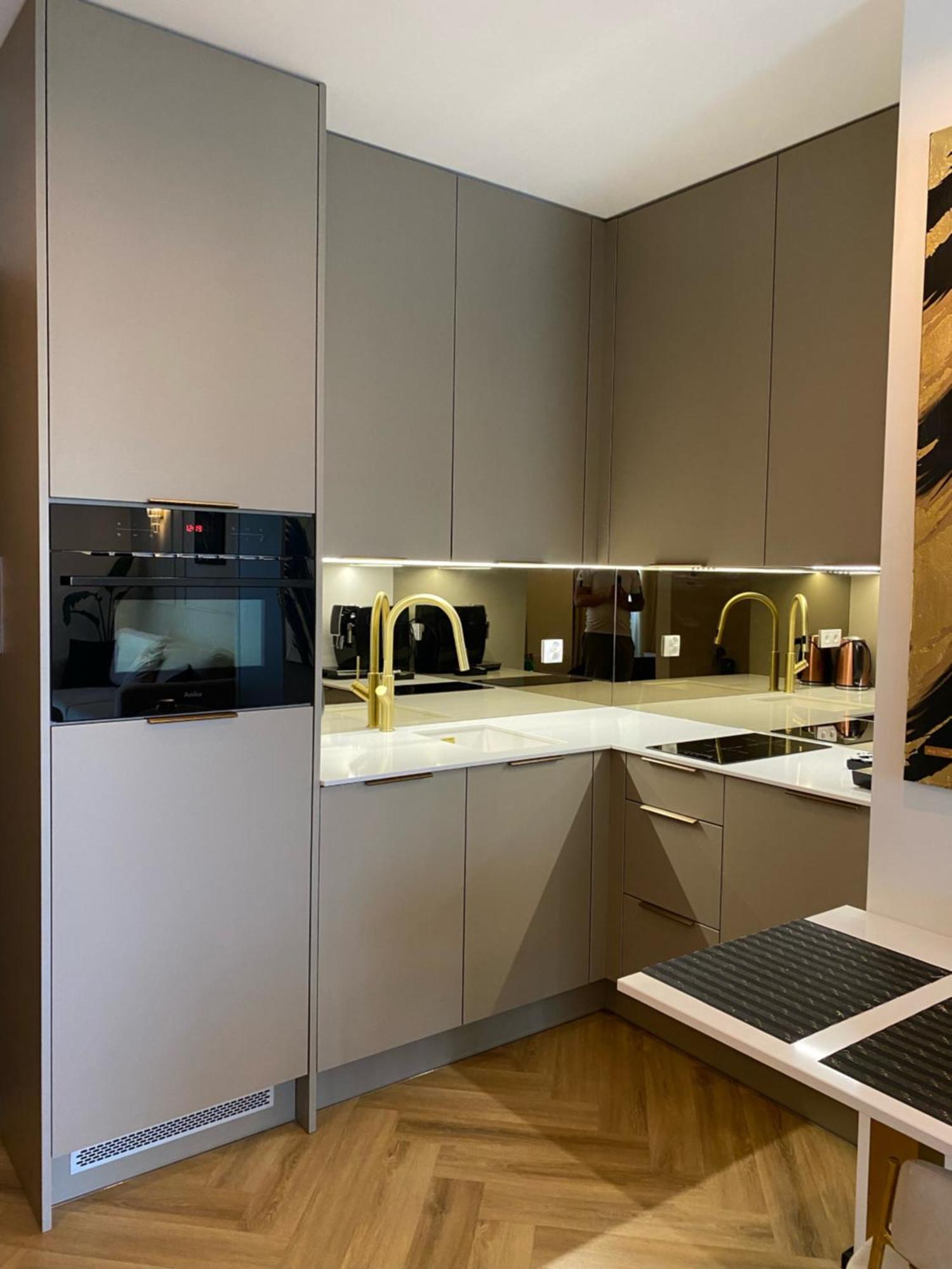 Lux Stays By Torres At K39 Cracovia Esterno foto